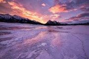 FAV-WEB-Abraham-Lake-early-sunrise